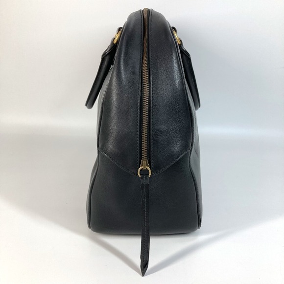 GUCCI Authentic Black Leather Shoulder Bag - Picture 4 of 16